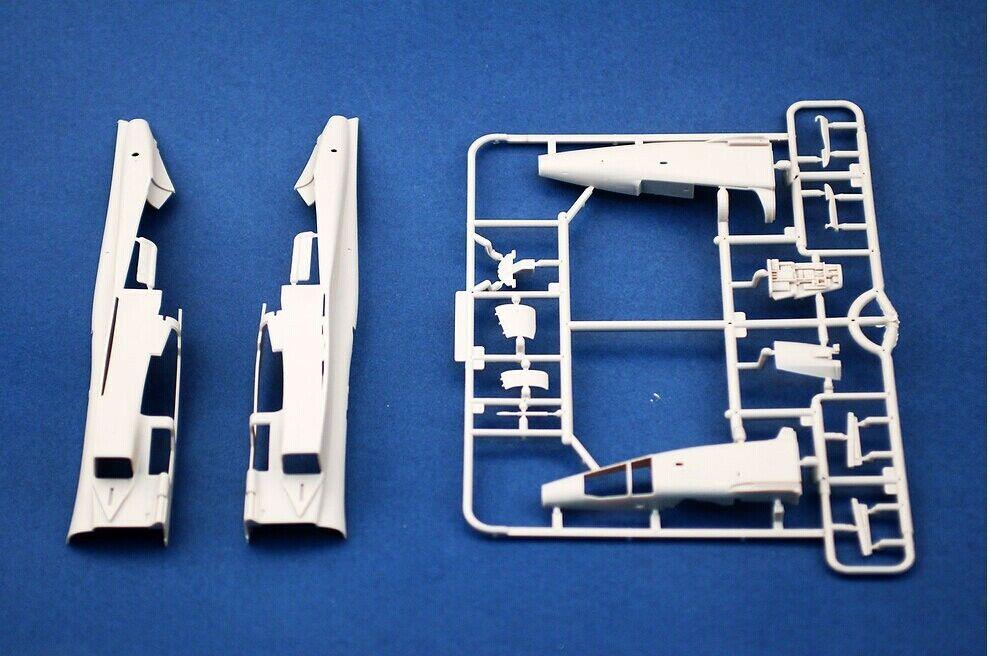 Kitty hawk KH80106 1/48 Sepeca - đánh giá và giá Model Kit Spitfire